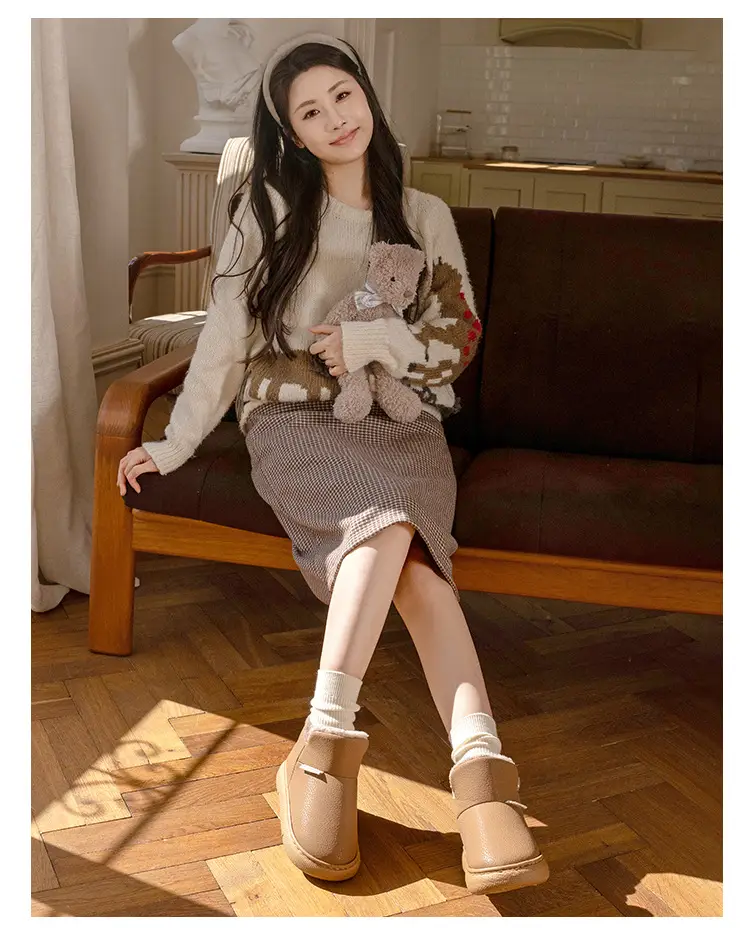 Thick-Soled Cotton Shoes for Women, 2026 New Winter Style, Pu Leather Plush Warm Cotton Slippers, Closed-Back Snow Boots for Men — feature 17