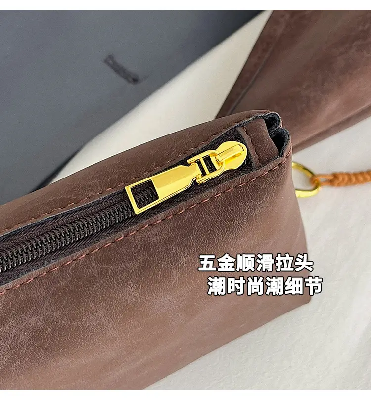 Women Large Capacity Brown Suede Shoulder Bag 2025 — feature 10