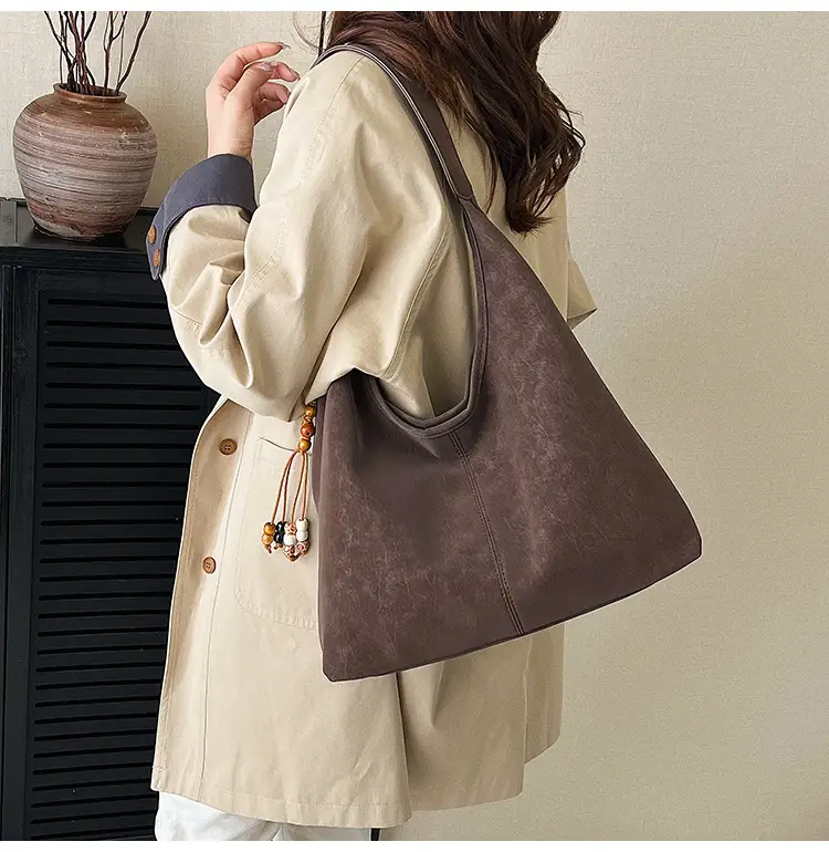 Women Large Capacity Brown Suede Shoulder Bag 2025 — feature 17