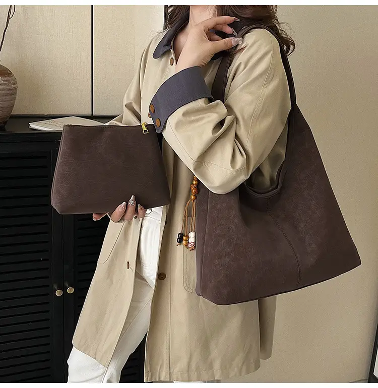 Women Large Capacity Brown Suede Shoulder Bag 2025 — feature 18