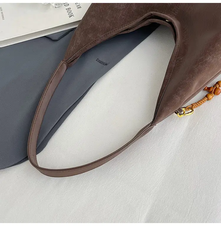 Women Large Capacity Brown Suede Shoulder Bag 2025 — feature 32