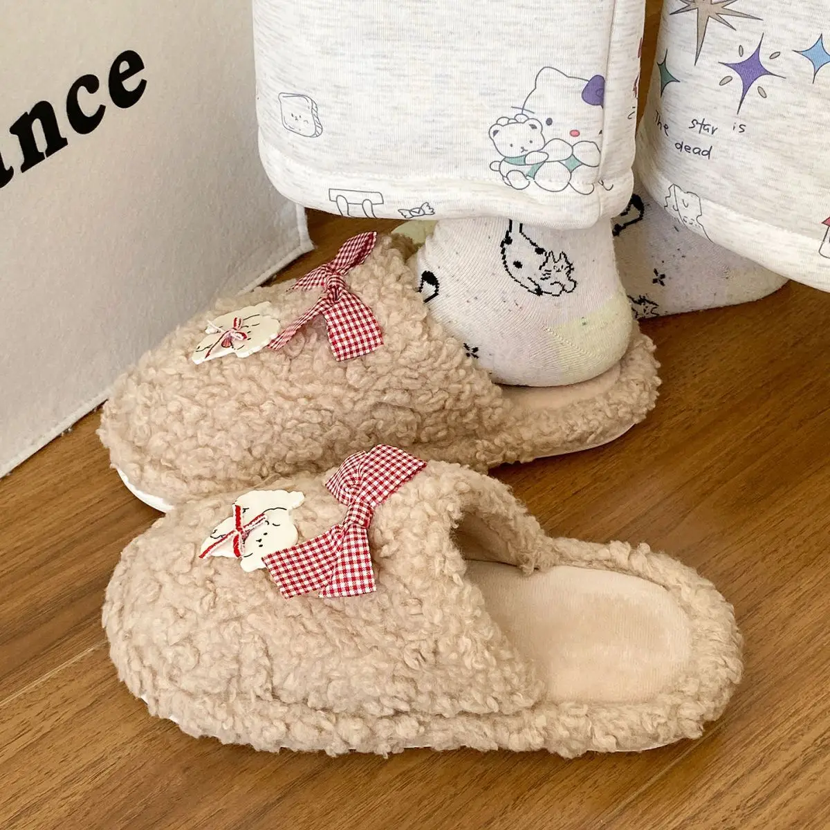 Cute Furry Flats for Women Winter Wear — feature 29