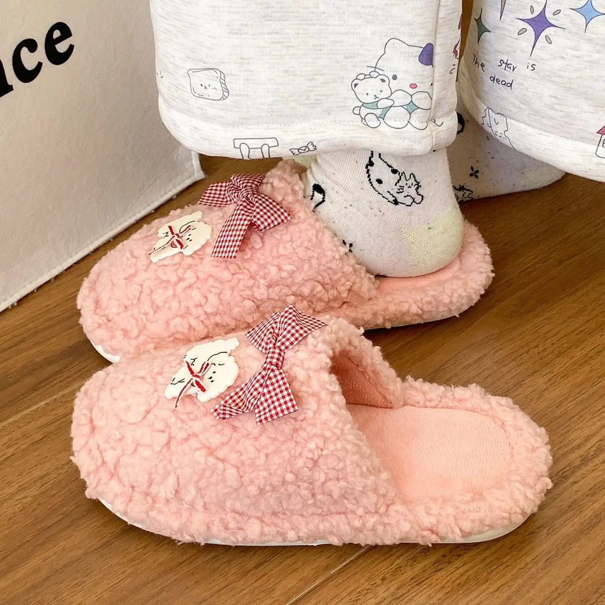 Cute Furry Flats for Women Winter Wear — feature 32