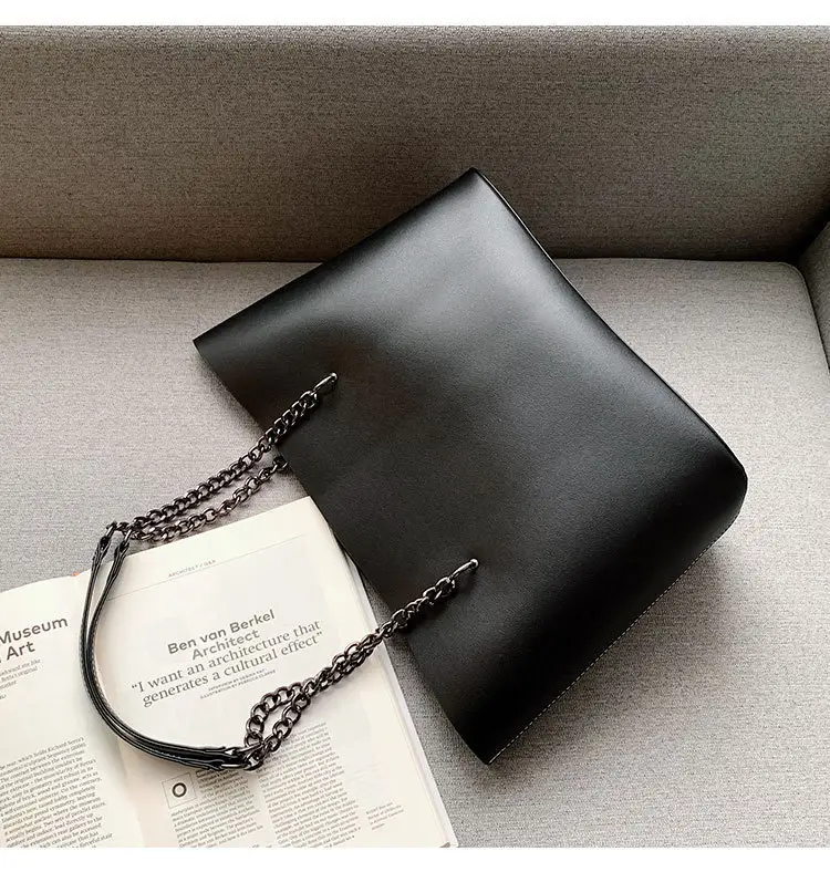 Women's Korean Style Chain Tote Bag 2025 — feature 24