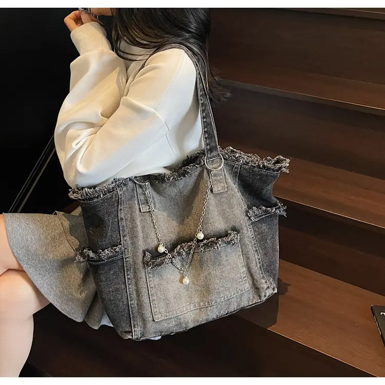 Retro Denim Crossbody Bag for Women Large Capacity — feature 1