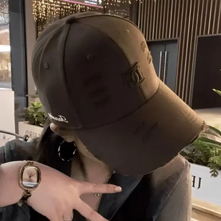 Spring Korean Style White Peaked Cap with Embroidered Baseball Cap - Image 8