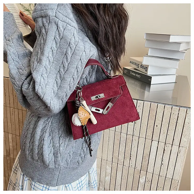 Retro Satchel Bag for Women Yellow Leather 2025 — feature 19