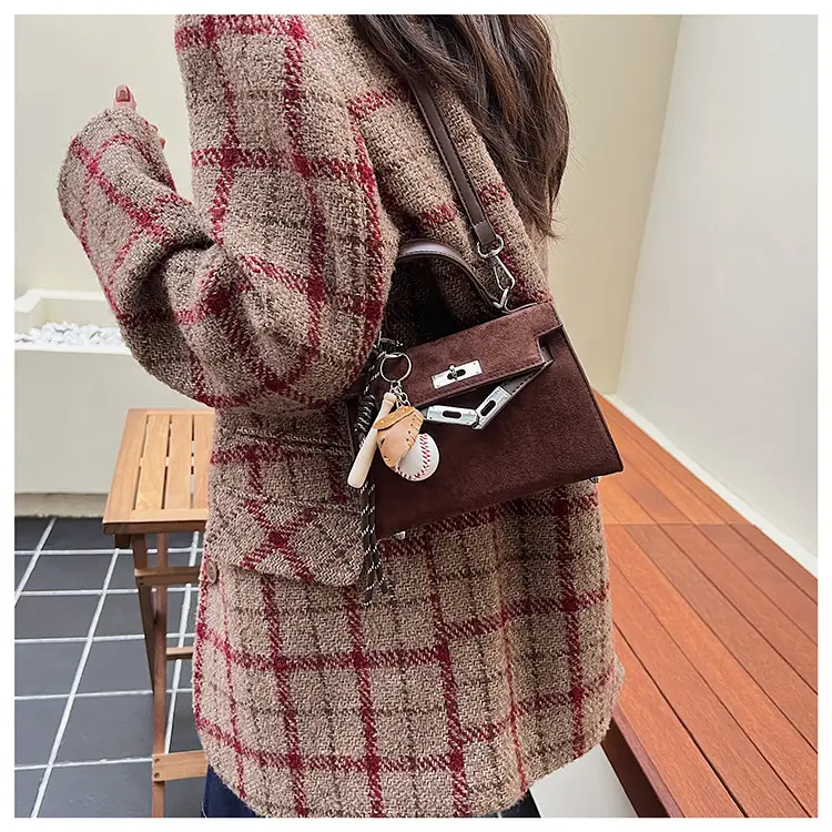 Retro Satchel Bag for Women Yellow Leather 2025 — feature 21