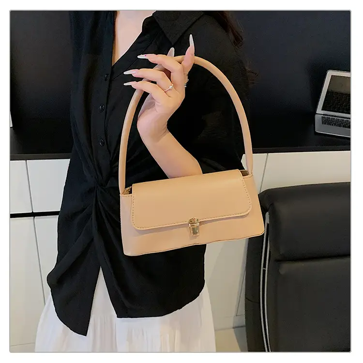 Black Leather Shoulder Bag for Women 2025 — feature 22