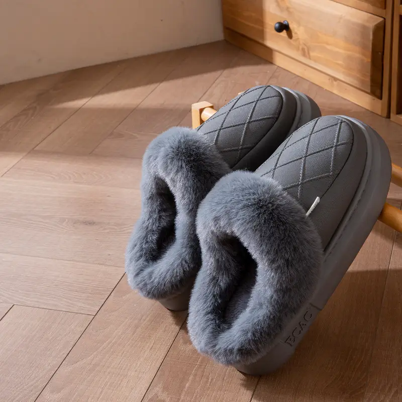 Women's Winter Thickened Warm Non-Slip Cotton Slippers 2025 New Indoor Home Odor-Resistant Plush Slippers Maternity Shoes