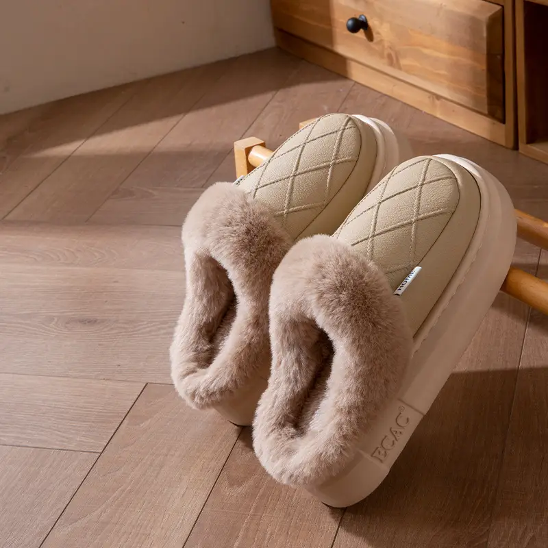 Women's Winter Thickened Warm Non-Slip Cotton Slippers 2025 New Indoor Home Odor-Resistant Plush Slippers Maternity Shoes
