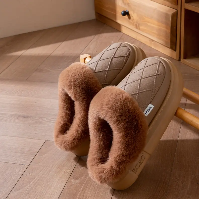Women's Winter Thickened Warm Non-Slip Cotton Slippers 2025 New Indoor Home Odor-Resistant Plush Slippers Maternity Shoes