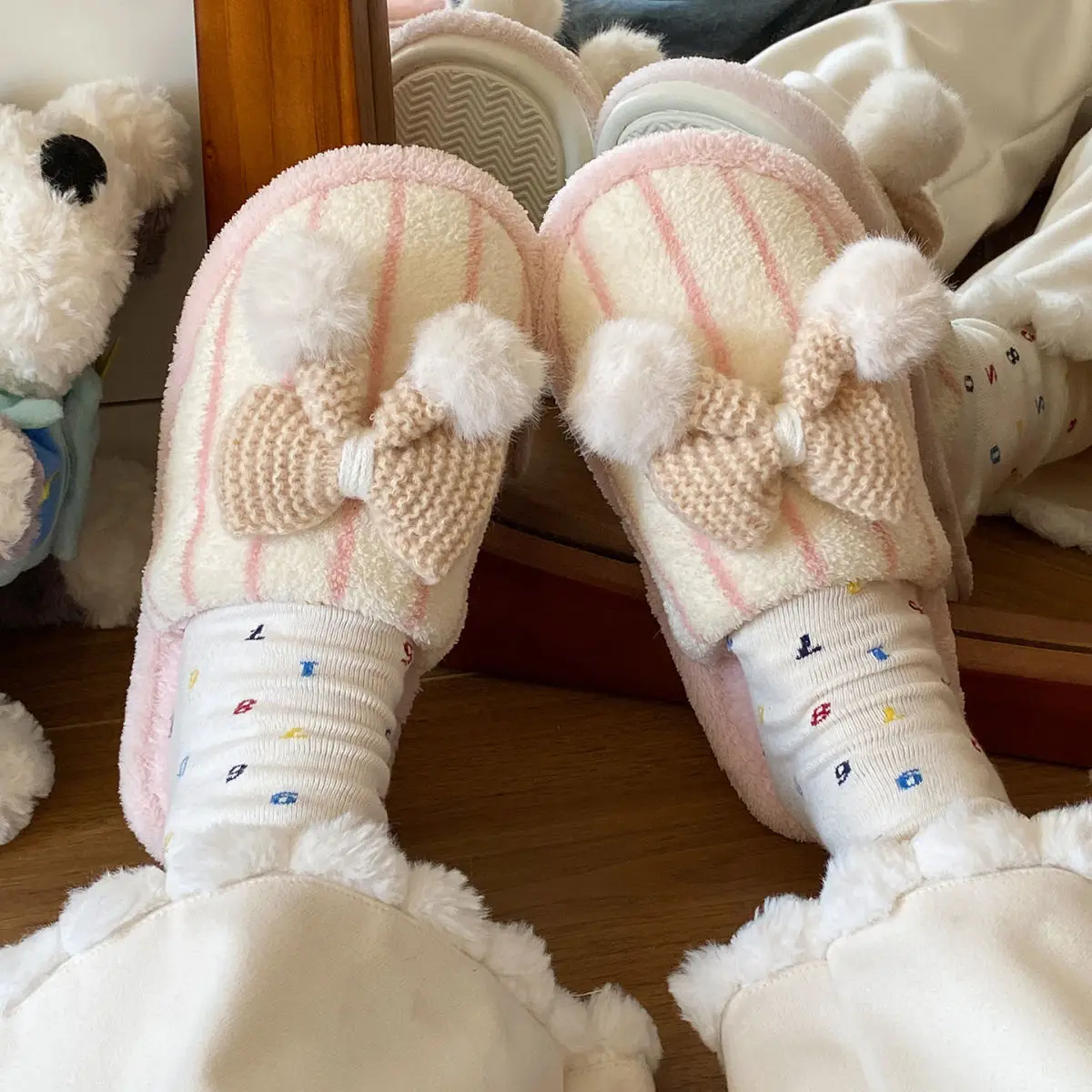 Winter Furry Slip-On Slippers for Women Pink — feature 23