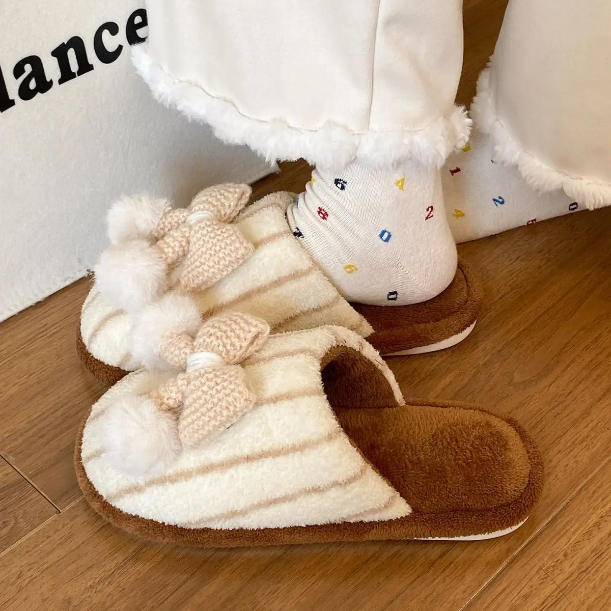 Winter Furry Slip-On Slippers for Women Pink — feature 27