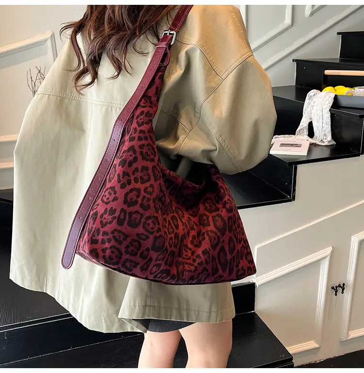 Leopard Print Korean Style Tote Bag for Office & Travel — feature 19