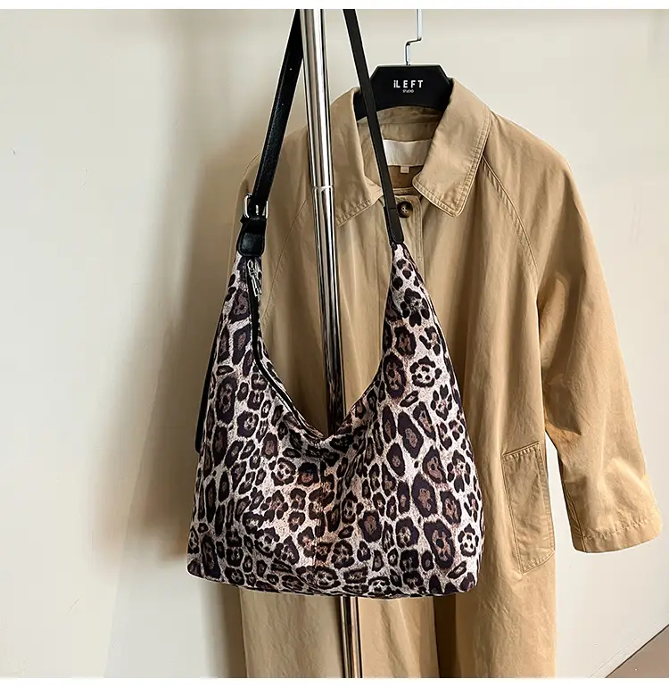 Leopard Print Korean Style Tote Bag for Office & Travel — feature 23