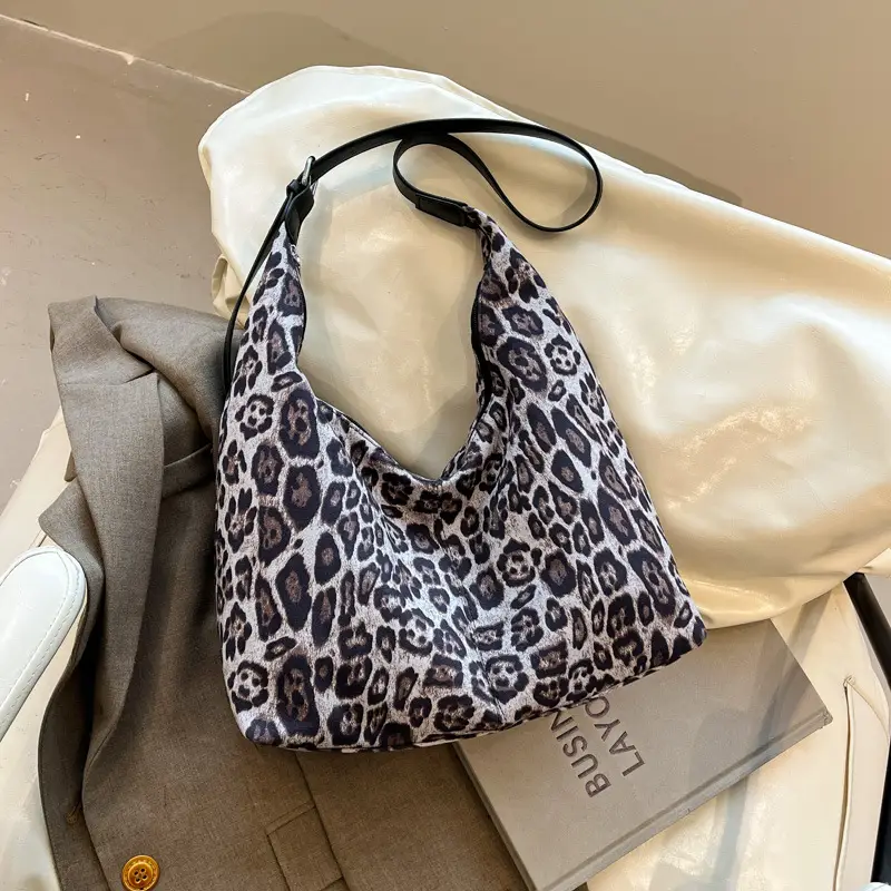 Leopard Print Korean Style Tote Bag for Office & Travel