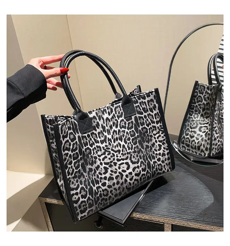 Leopard Print Large Capacity Women's Tote Bag — feature 36