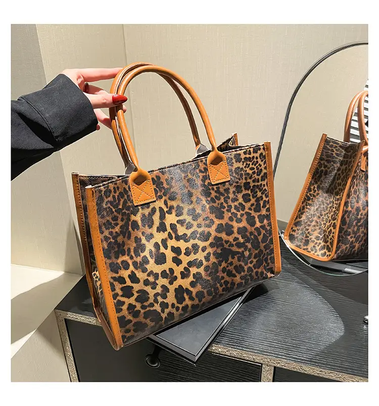 Leopard Print Large Capacity Women's Tote Bag — feature 37