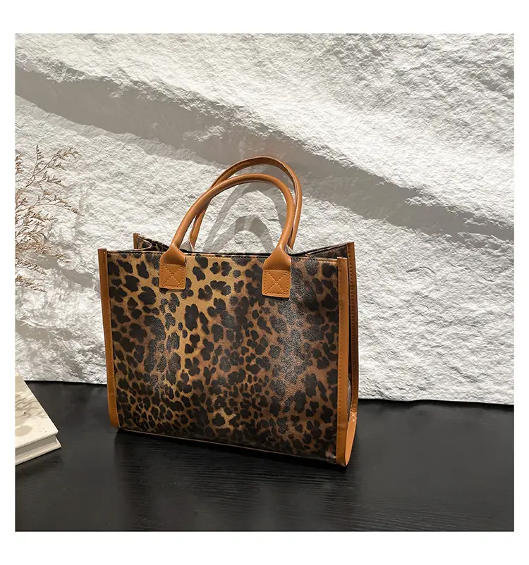 Leopard Print Large Capacity Women's Tote Bag — feature 45