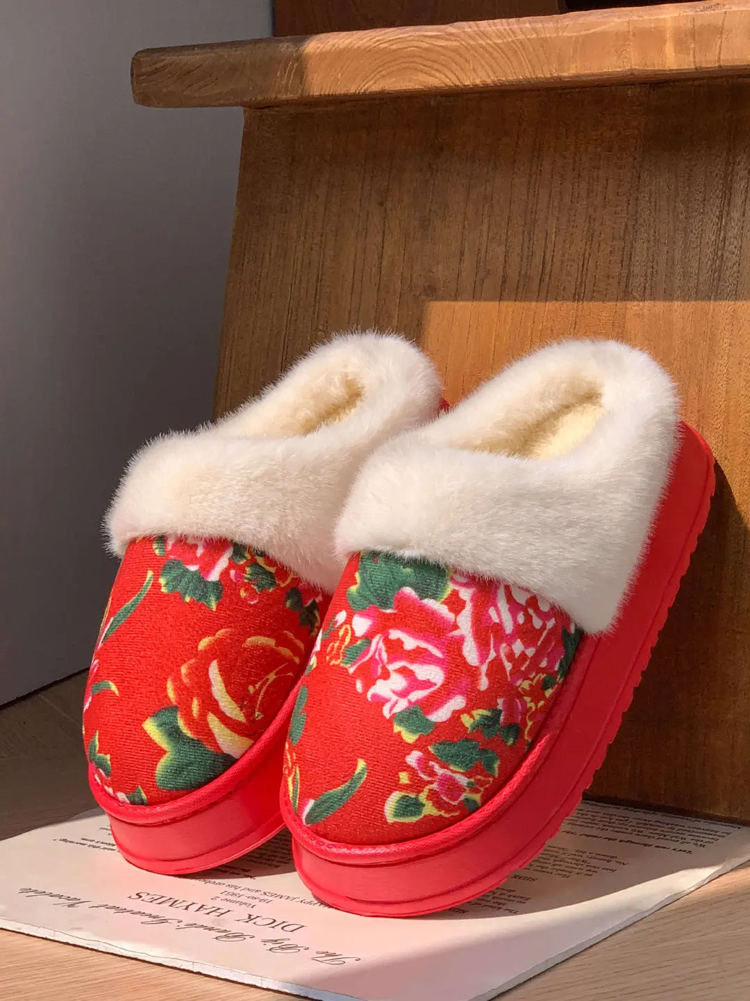 Northeastern Large Flower Cotton-Padded Jacket Style Warm Cotton Slippers for Women Winter Fleece-Lined Warm Non-Slip Thick-Soled Home Indoor Plush Cotton Shoes - Image 3