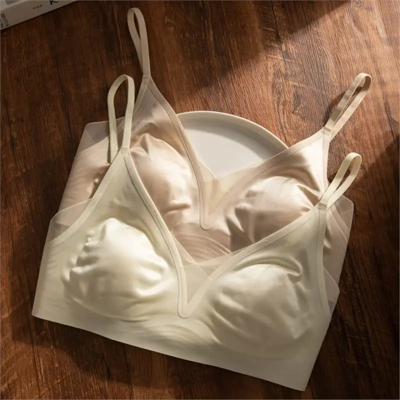 Cynl French Seamless Satin Intimates for Women 2025 New Hot Style Summer Thin Style Big Breasts Showing Small Cool Breathable Bra