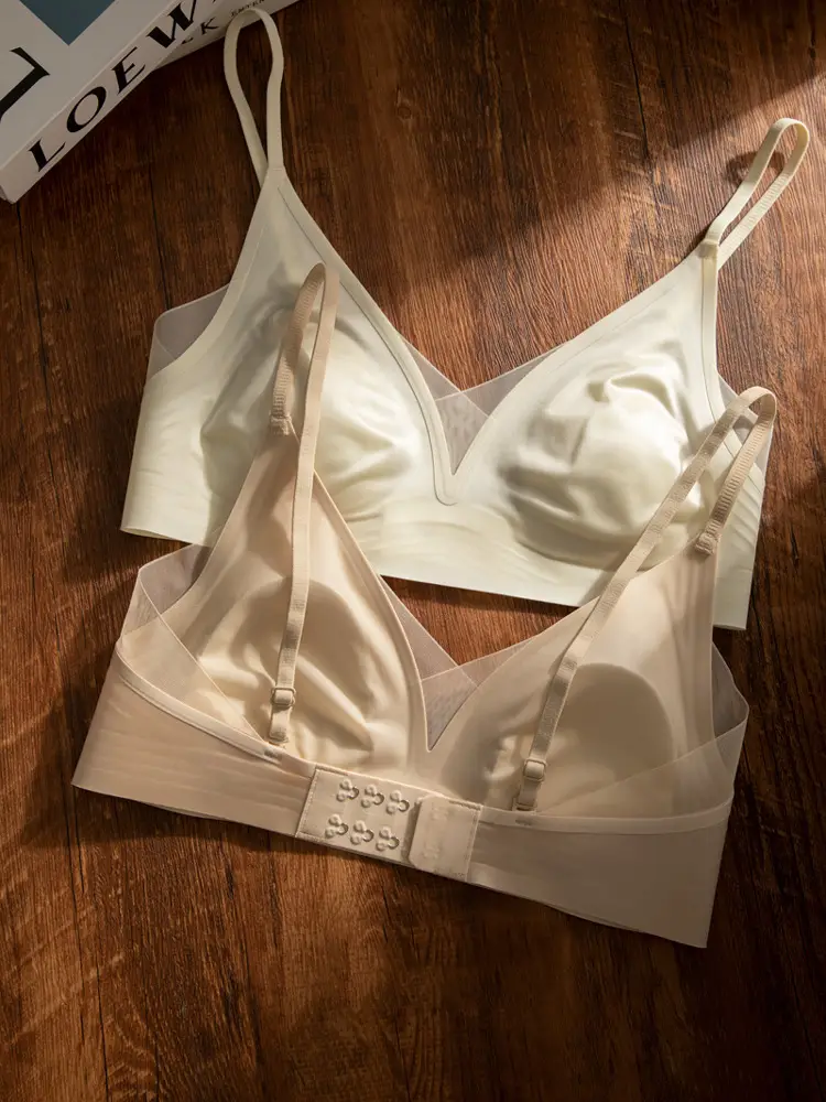 Cynl French Seamless Satin Intimates for Women 2025 New Hot Style Summer Thin Style Big Breasts Showing Small Cool Breathable Bra — feature 17