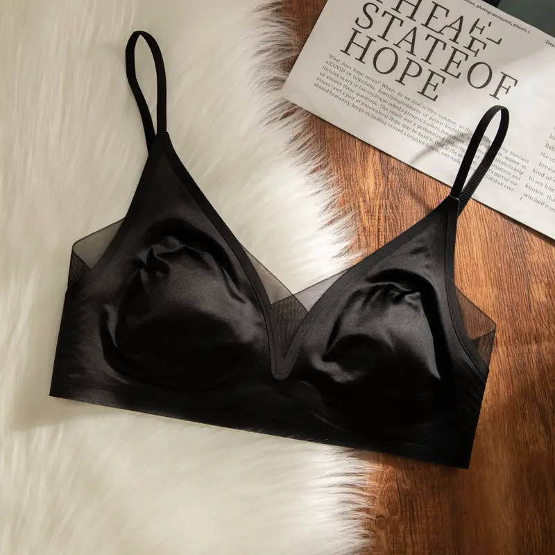 Cynl French Seamless Satin Intimates for Women 2025 New Hot Style Summer Thin Style Big Breasts Showing Small Cool Breathable Bra