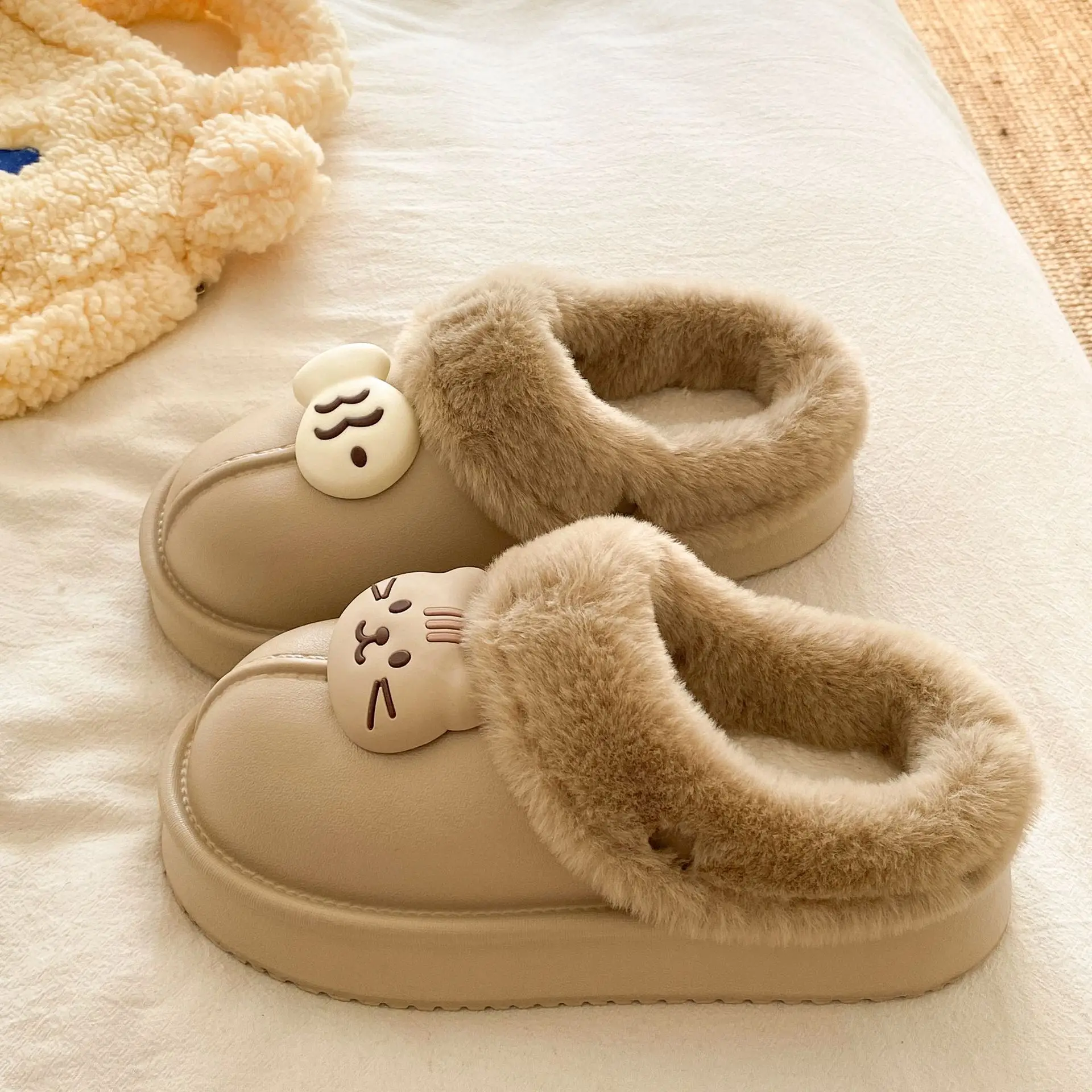 Eva Winter Fleece Lined Women's Slippers - Image 2