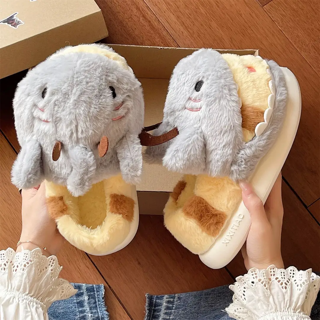 Zoo-Themed Large-Size Cotton Shoes, Shark Hat, Bee Cotton Slippers for Women, Winter Indoor Plush Warm Non-Slip Student Slippers with Heel - Image 6