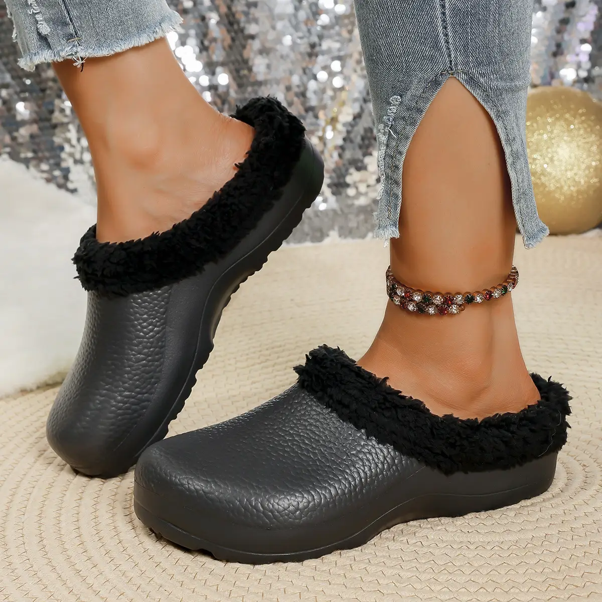2025 Winter Women's Fleece Lined Wool Slippers Black - Image 4