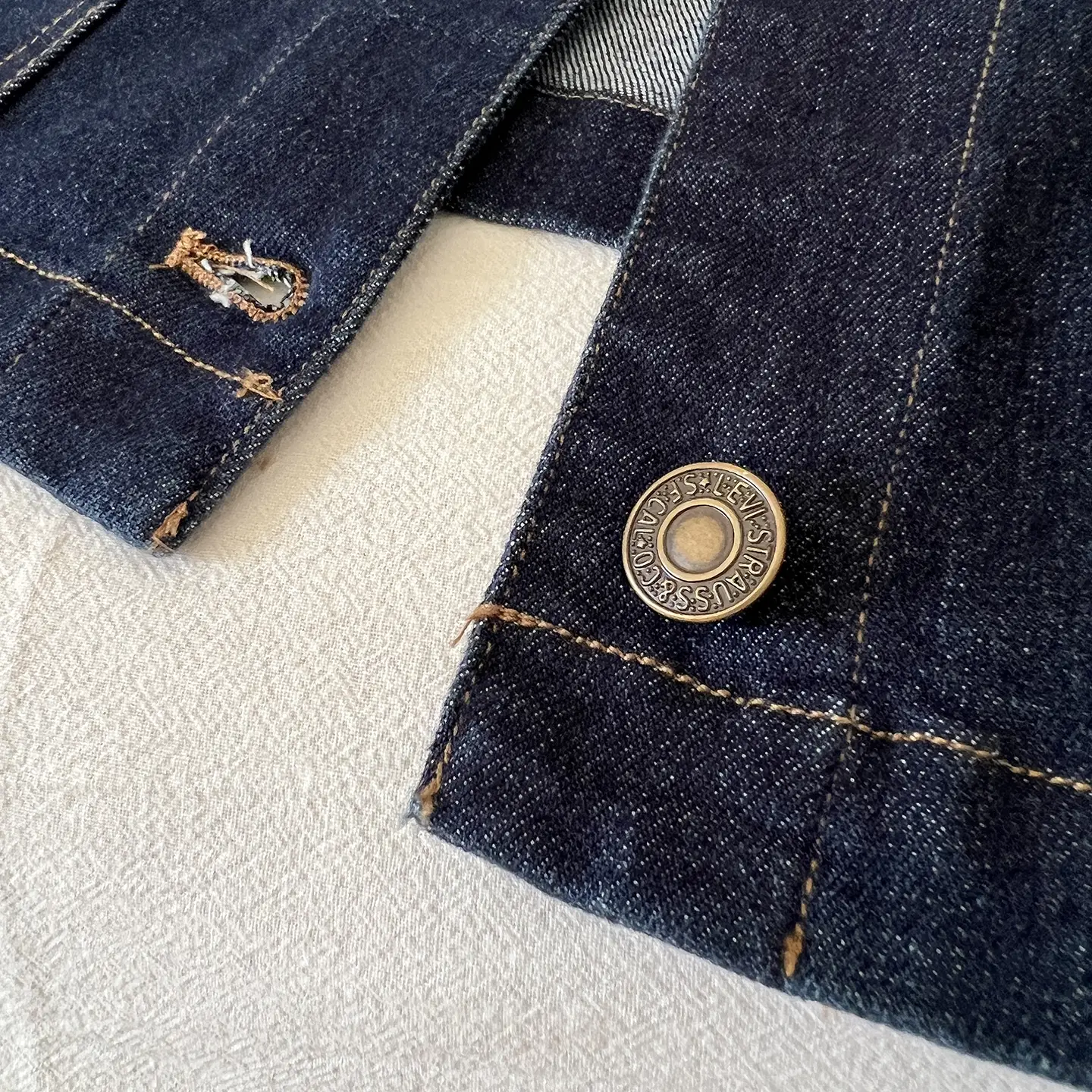 Vintage Denim Vest Jacket with Sunglasses & Sleeveless Layered Vest — feature 15