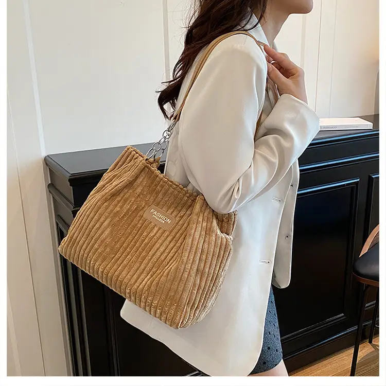 2025 New Spring Handbags Velvet Tote Bag Set — feature 15