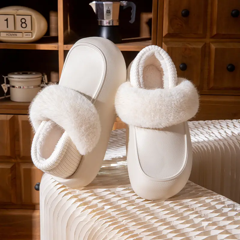Stuffed Warm Cotton Slippers for Men 2025 New Autumn and Winter Indoor Home Non-Slip Thick-Soled Cotton Slippers for Women
