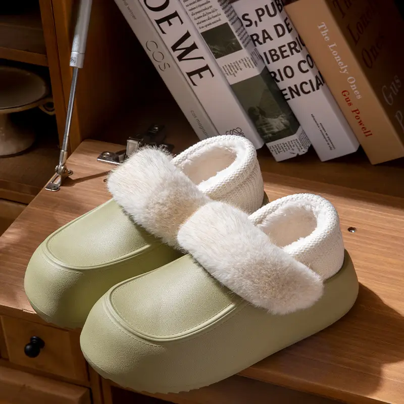 Stuffed Warm Cotton Slippers for Men 2025 New Autumn and Winter Indoor Home Non-Slip Thick-Soled Cotton Slippers for Women