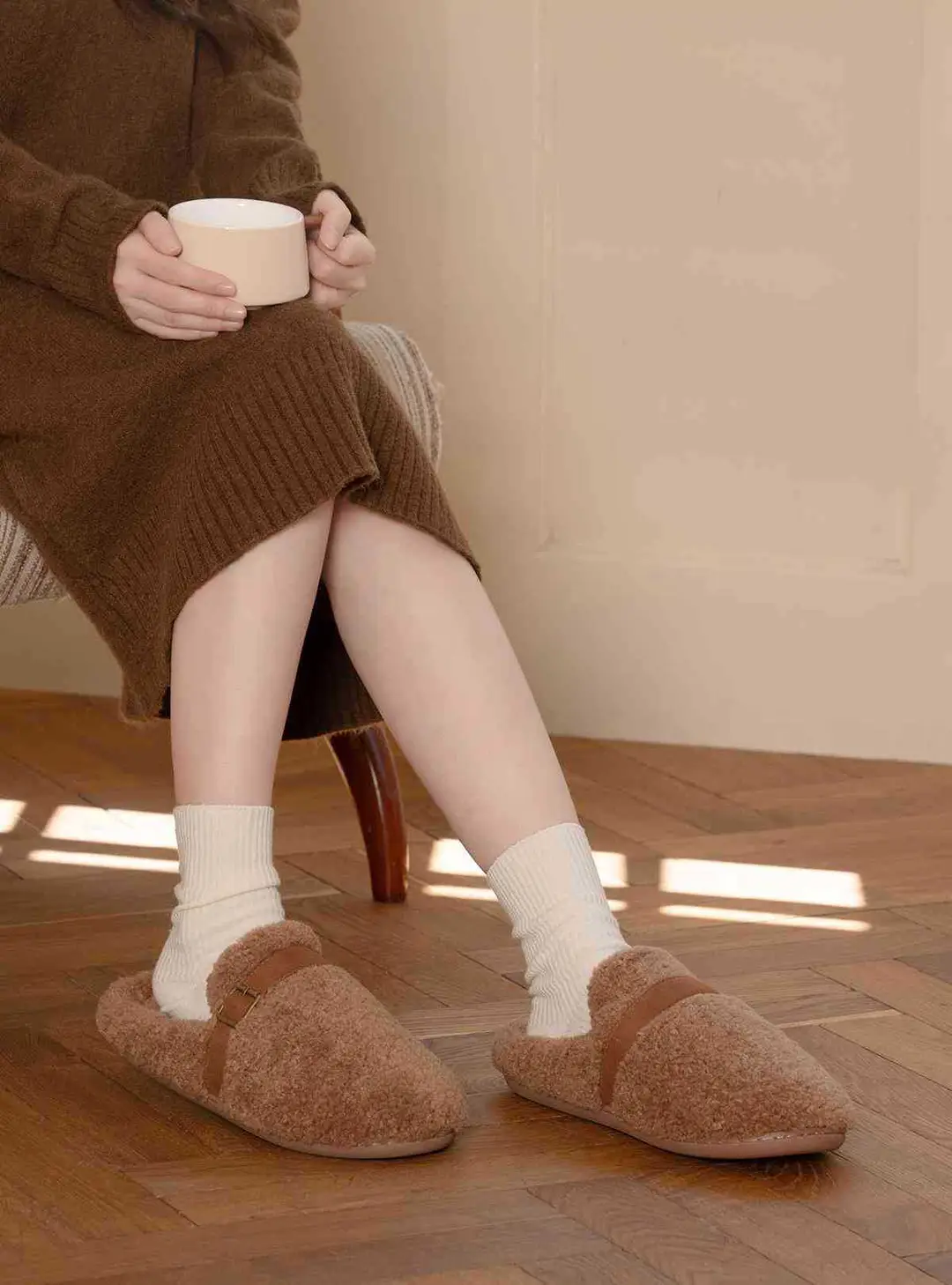 Mingsheng Plush Slippers for Women 2025 New Autumn and Winter Anti-Slip Home Warm Cotton Slippers for Men — feature 3