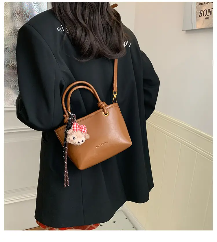 2025 Black Leather Bucket Bag for Women — feature 9