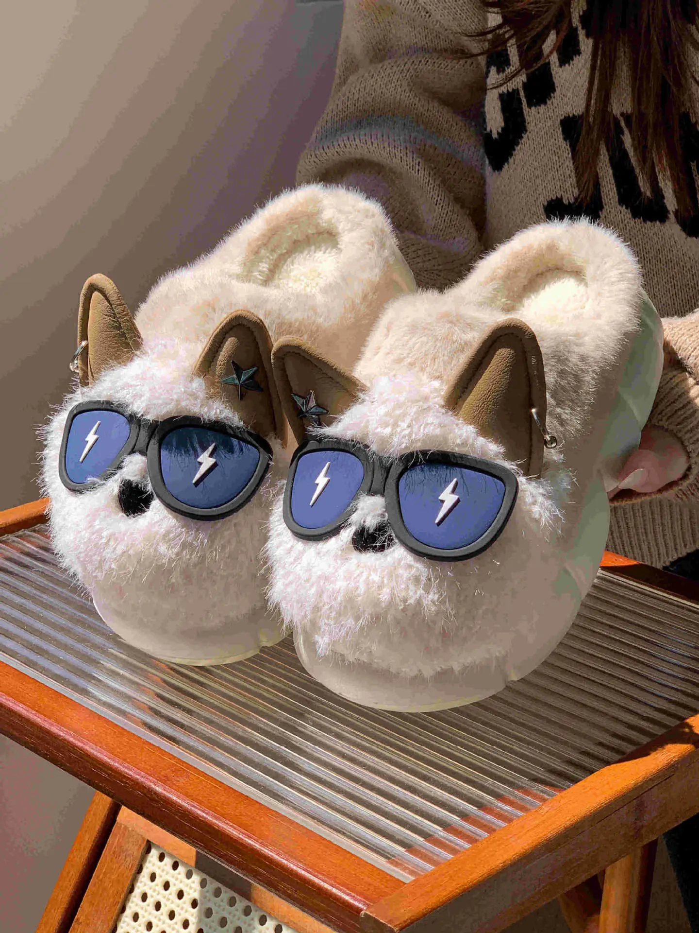 Winter Cat Sunglasses Slippers for Men Women Soft Warm Closed Toe — feature 9