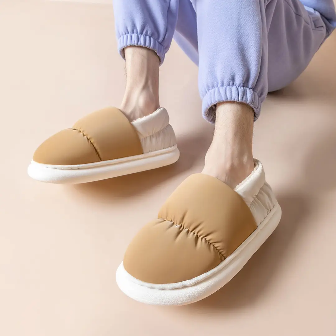 Cotton Slippers for Women Winter 2025 New Indoor Home Warm Waterproof Antibacterial Slippers for Men Autumn and Winter
