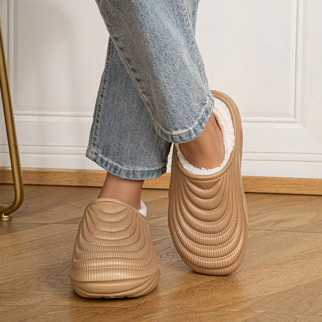 New Waterproof Cotton Slippers for Men, Home Slippers for Women, Soft-Soled Non-Slip Slippers, Thickeneded and Warm for Autumn and Winter