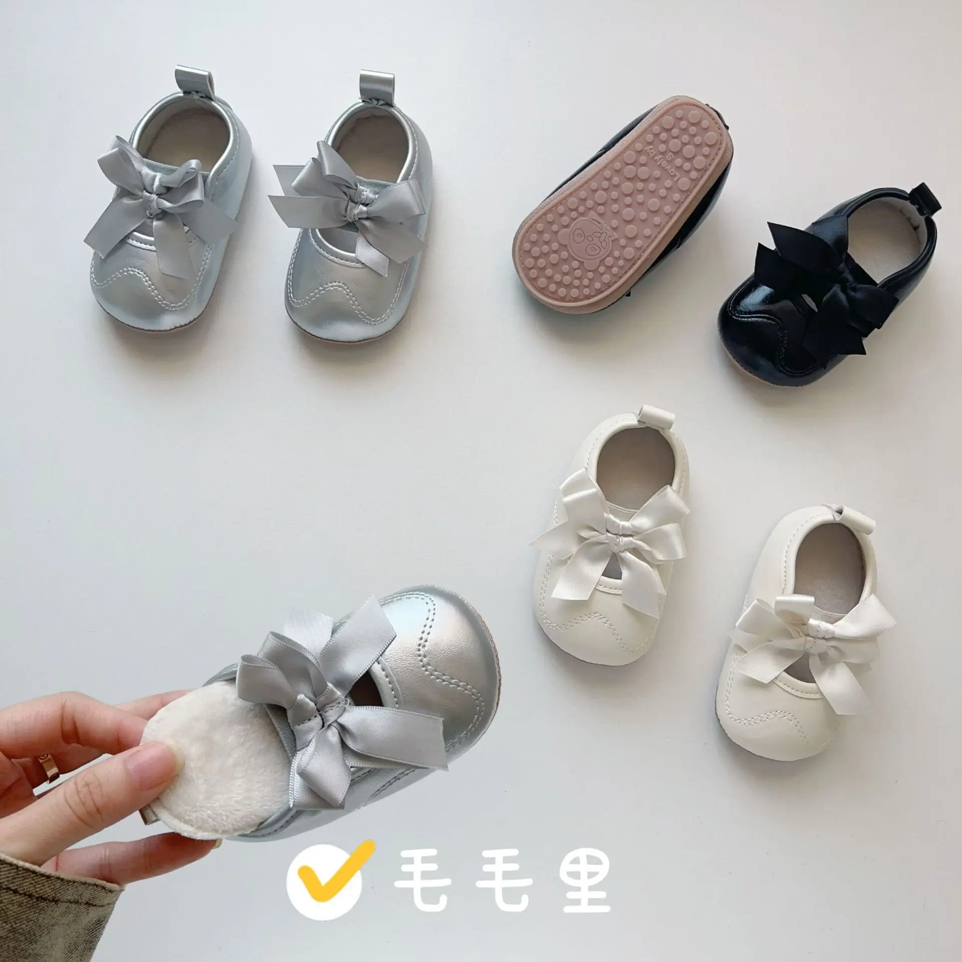 Winter Bowknot Baby Shoes Silver Warm Rubber Sole — feature 1