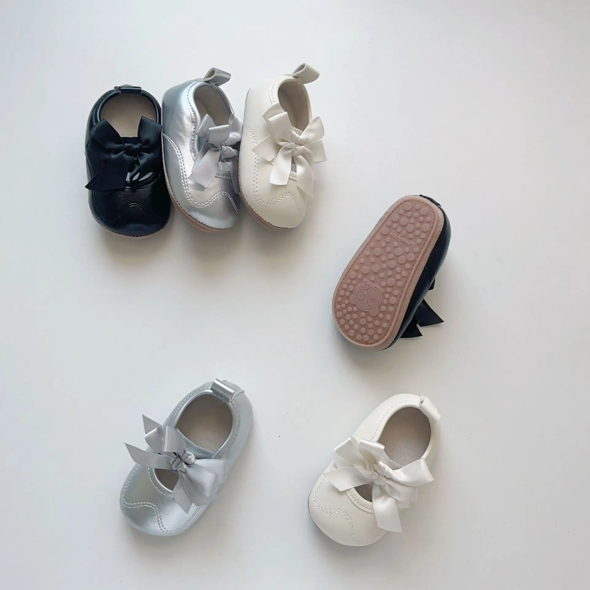 Winter Bowknot Baby Shoes Silver Warm Rubber Sole — feature 16