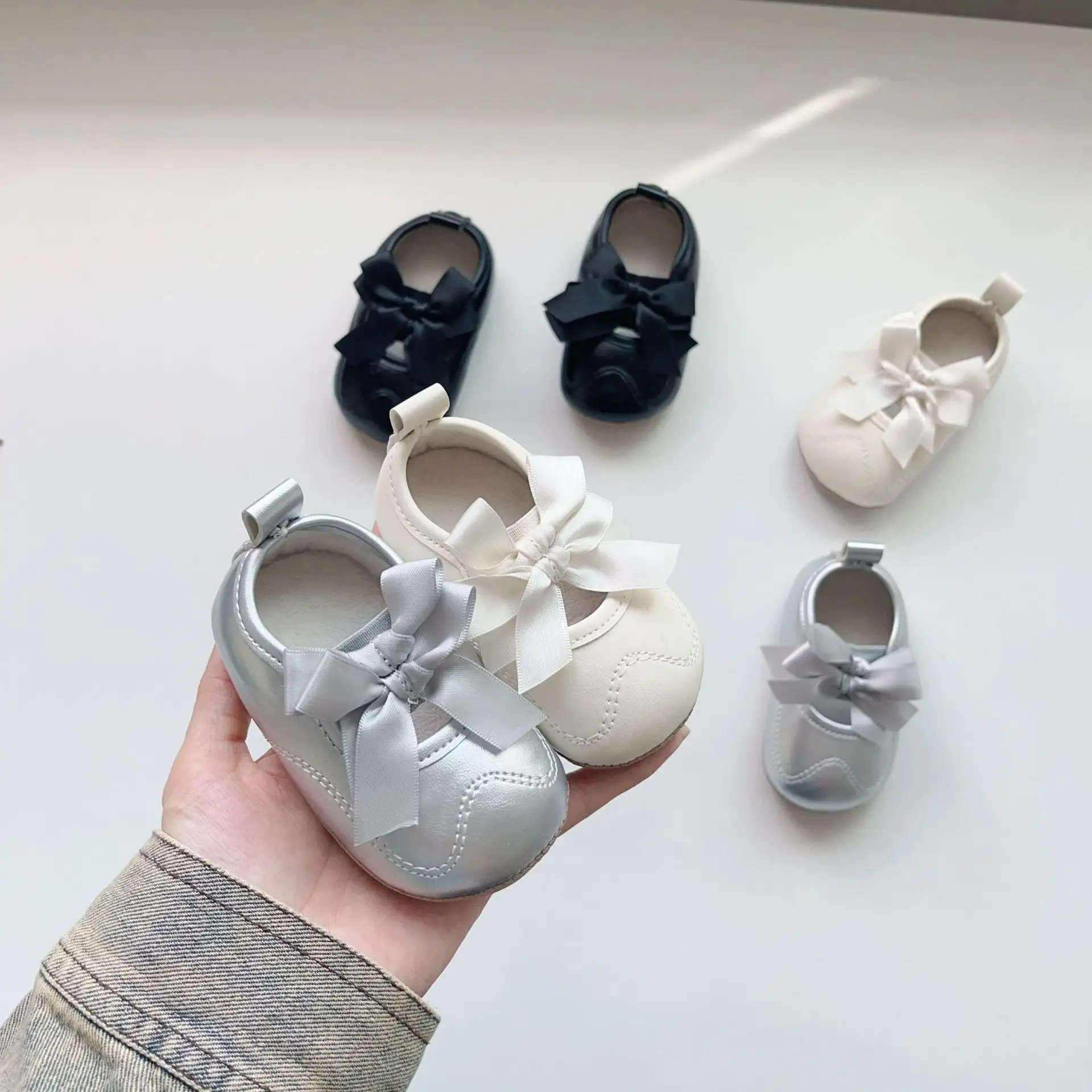 Winter Bowknot Baby Shoes Silver Warm Rubber Sole — feature 17