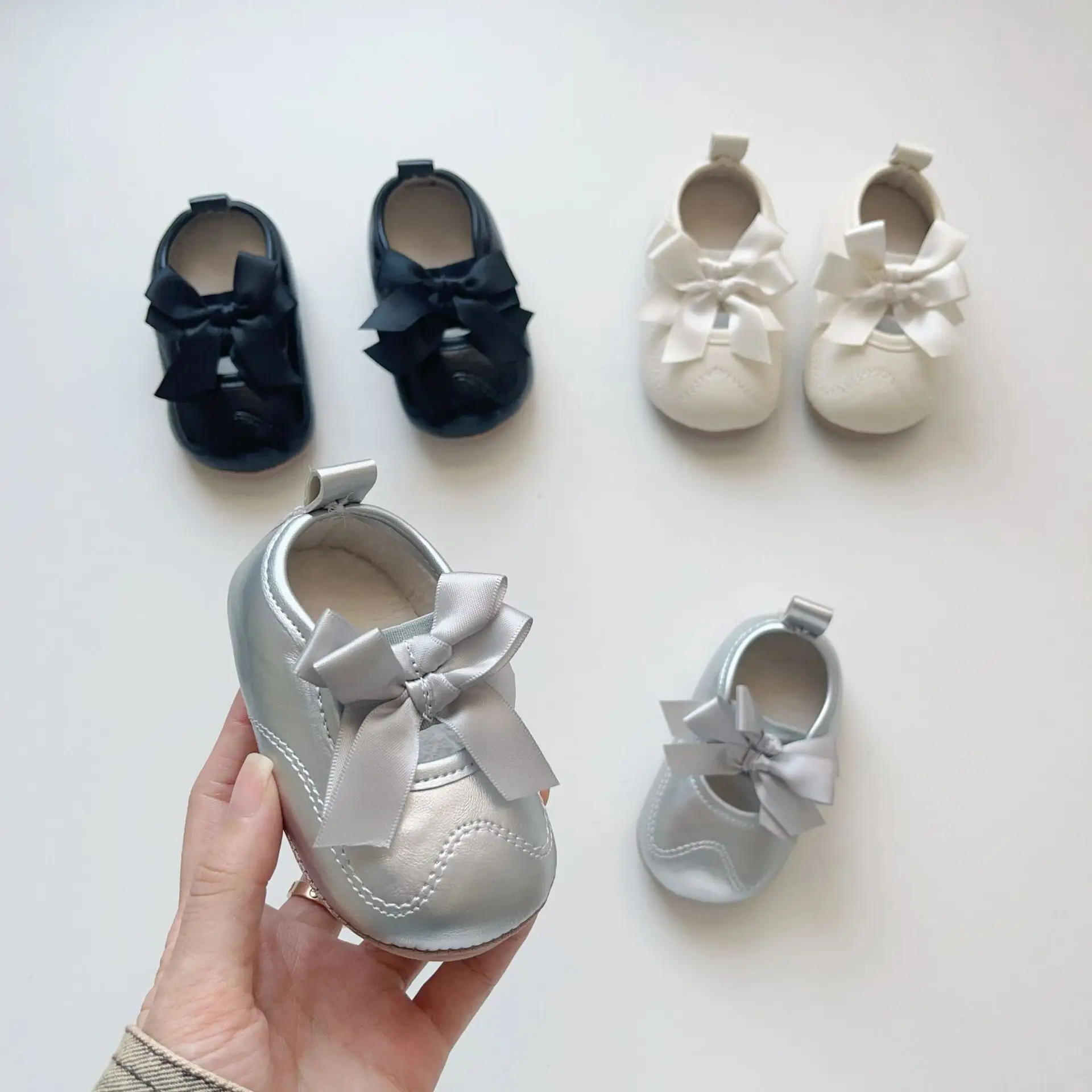 Winter Bowknot Baby Shoes Silver Warm Rubber Sole — feature 18