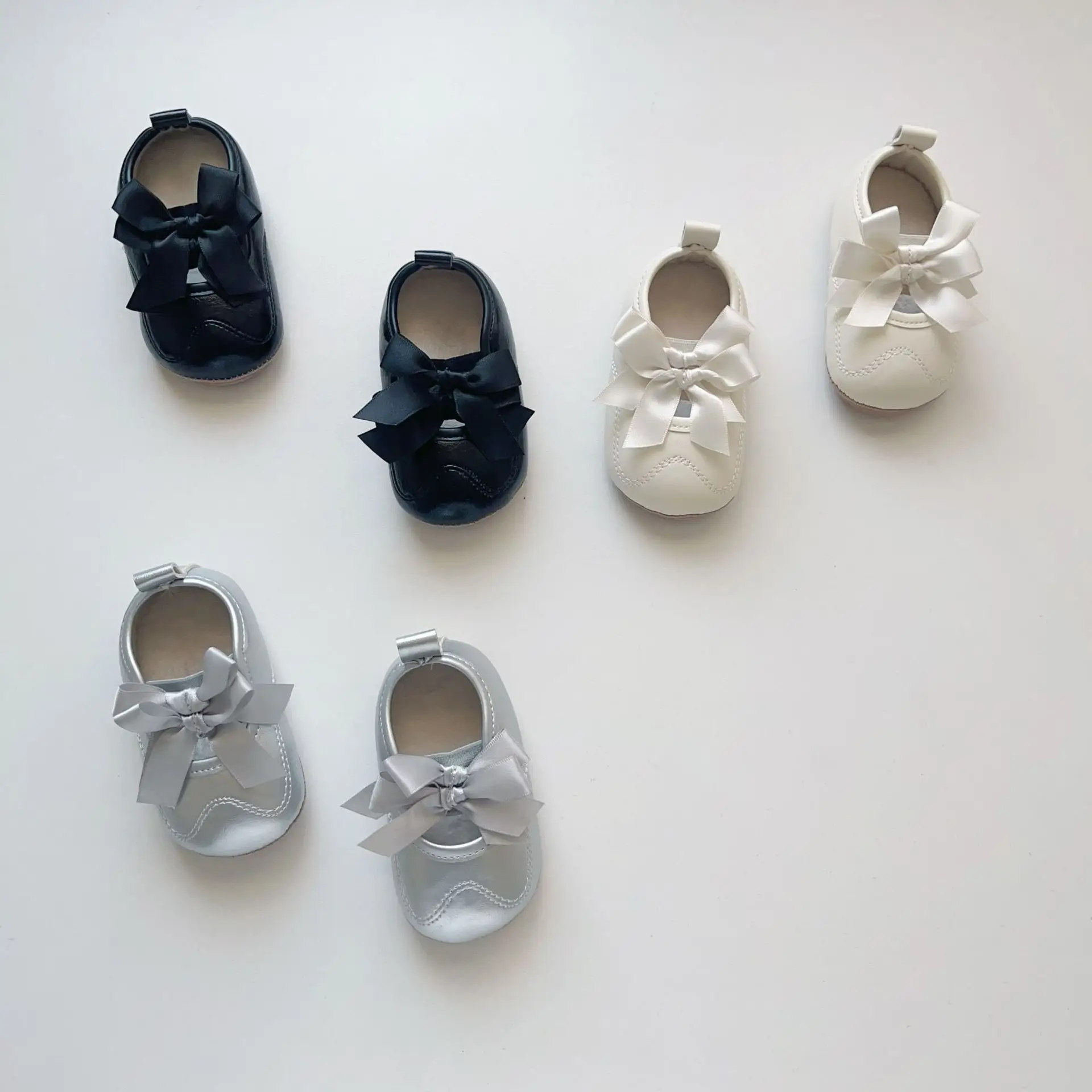 Winter Bowknot Baby Shoes Silver Warm Rubber Sole — feature 3