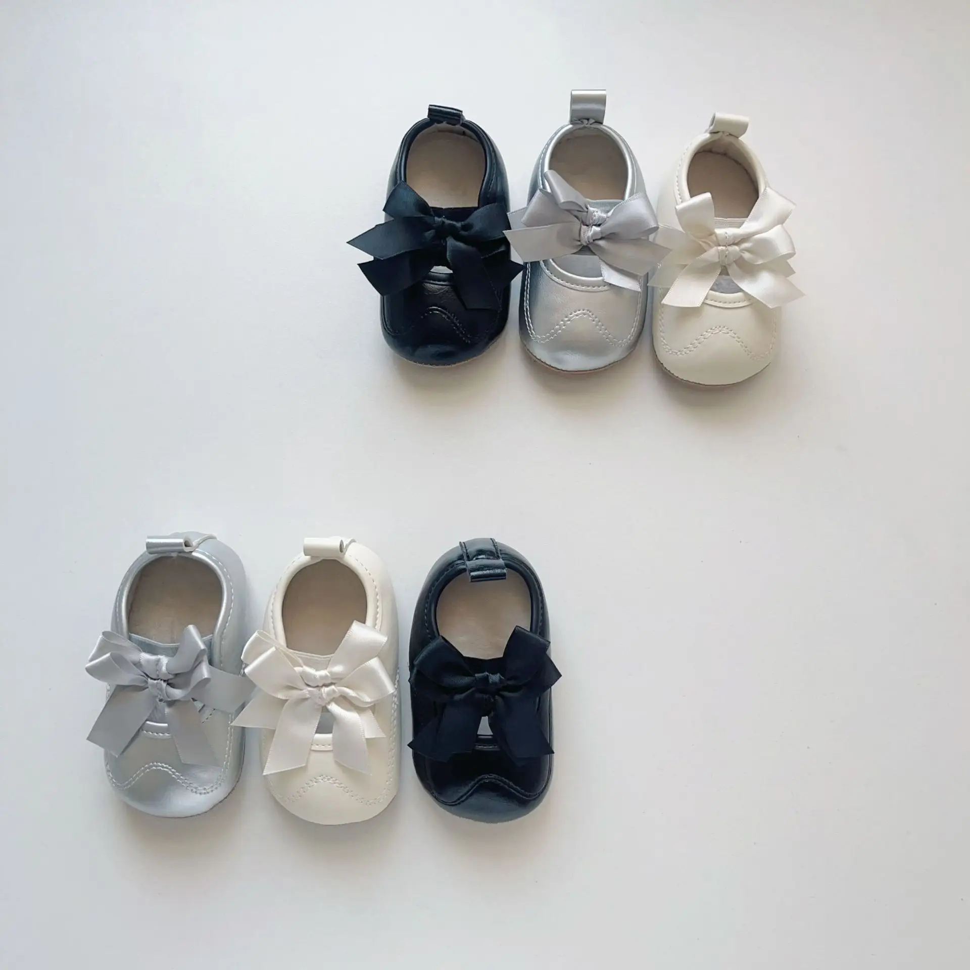 Winter Bowknot Baby Shoes Silver Warm Rubber Sole — feature 4