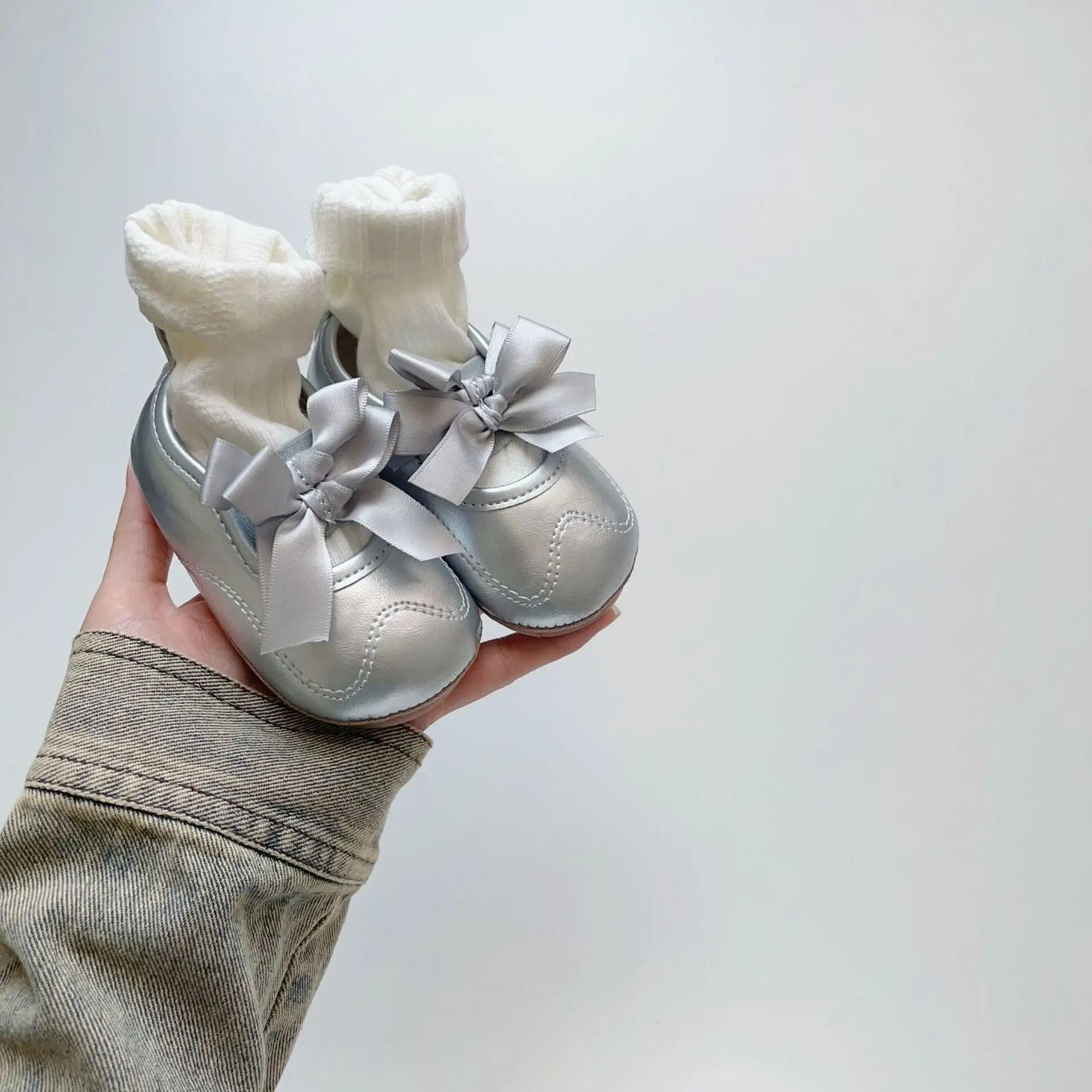 Winter Bowknot Baby Shoes Silver Warm Rubber Sole — feature 8
