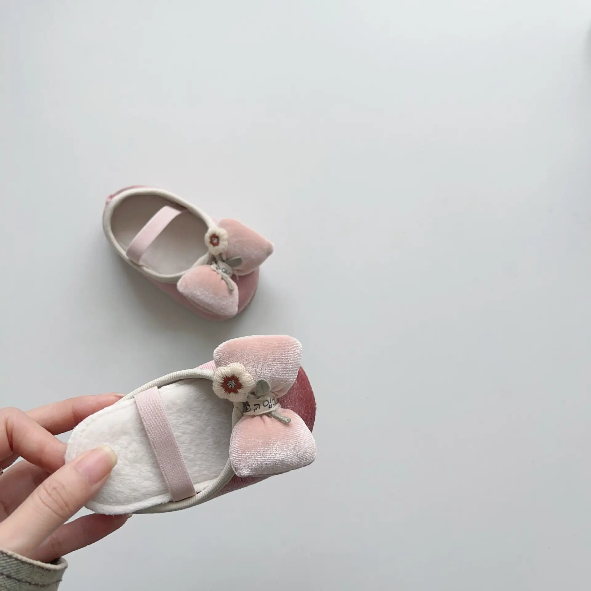 Winter Korean Bubble Bow Baby Shoes Fleece Lined Small — feature 12