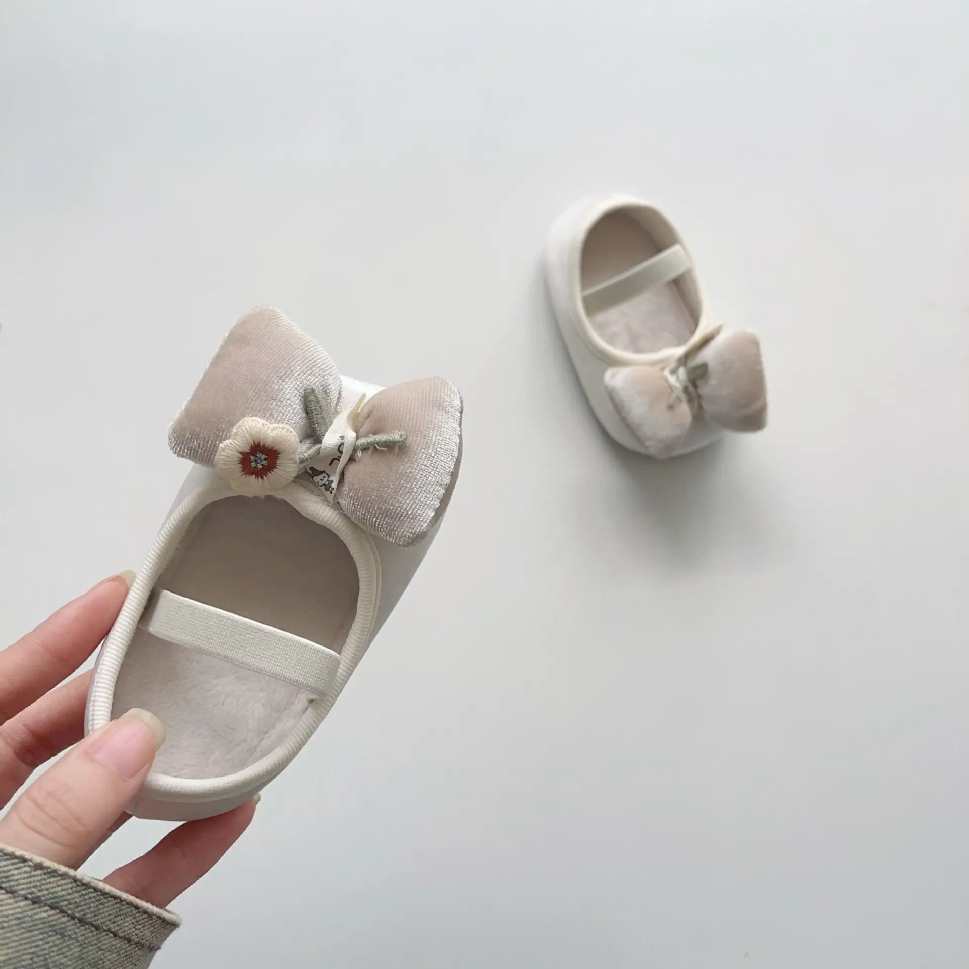 Winter Korean Bubble Bow Baby Shoes Fleece Lined Small — feature 6