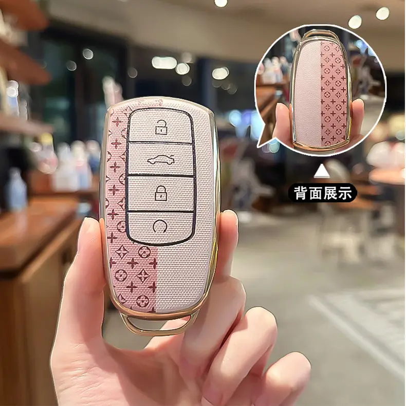 Tiggo 8 Plus Key Cover with Diamond Keys & Key Ring — feature 8